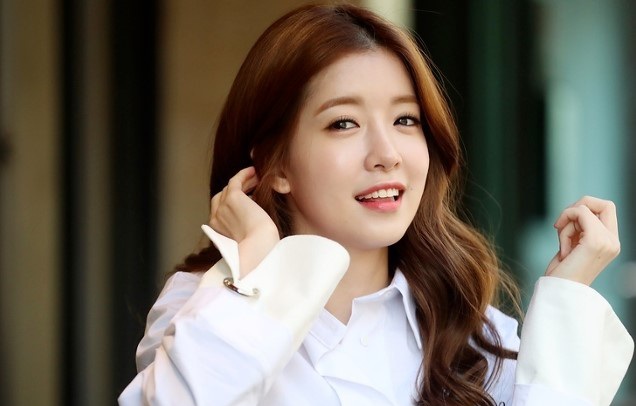  정인선 비키니 프로필 키 니트 이이경 골목식당 강아지닮았네요