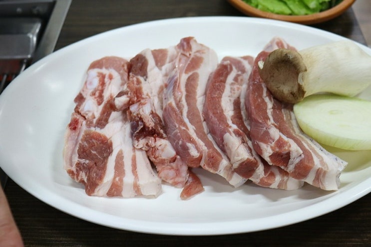  배터지게먹고온! 중문향토오일시장맛집 뚱돼지