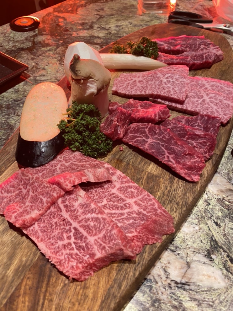  부산 광안리 소고기맛집 "범바우식당" 분위기 가성비 최고