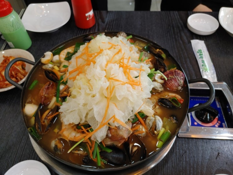  청주봉명동해물칼국수 쭈낙칼국수