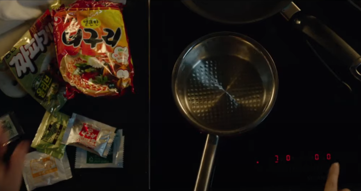   해외 비상식량? 라면과 김치