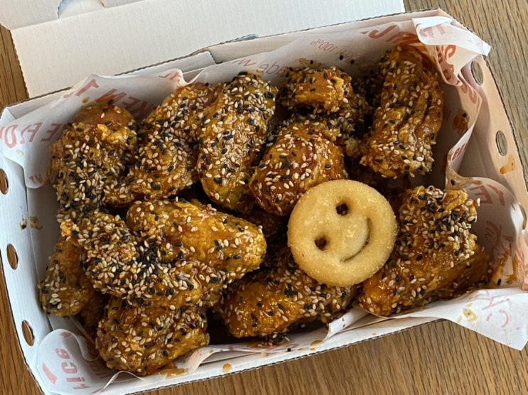  쌀가루로 만들어서 더 바삭한 쌀통닭이 있는 쌀쌀맞은닭 역삼점
