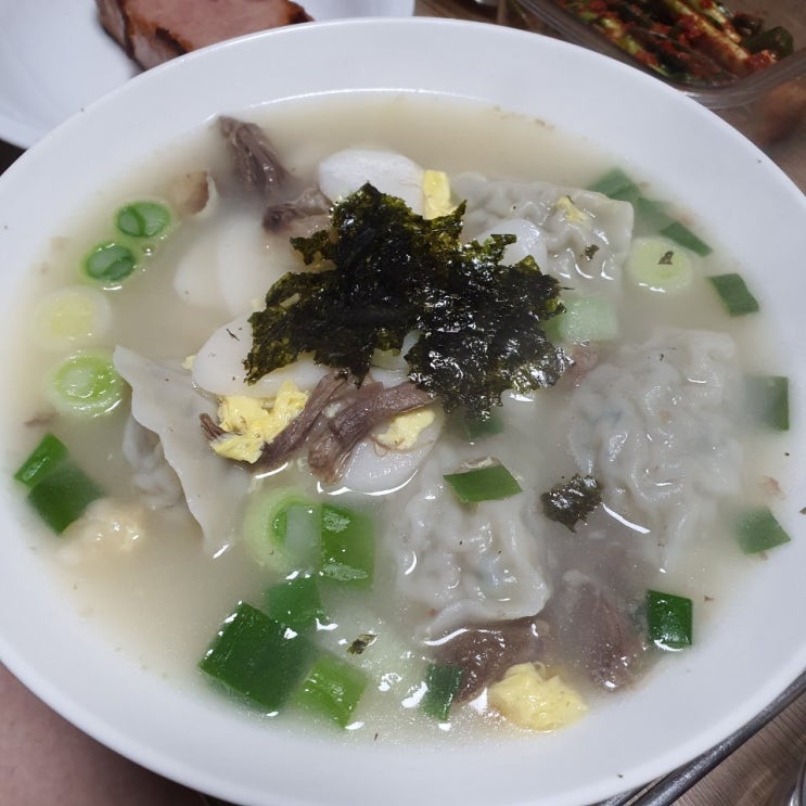  [사회적거리두기] 집밥낙선생 떡만두국 끓여먹기