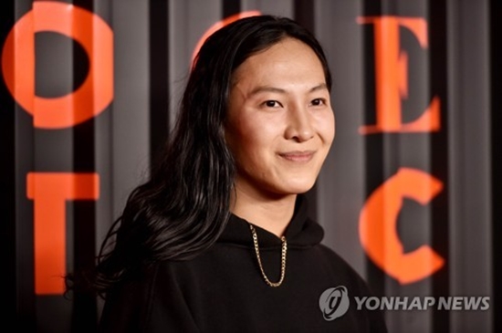  알렉산더 왕, 성추행 의혹…'성기 노출 시켰다…약도 먹여' [엑's 할리우드]