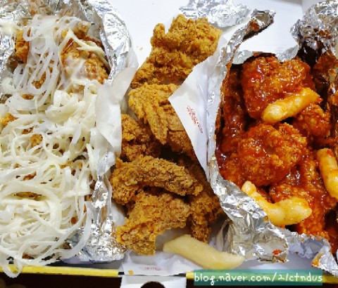  네네치킨 : 한마리 반 메뉴 반반반 치킨세트 즐기기 네네! -