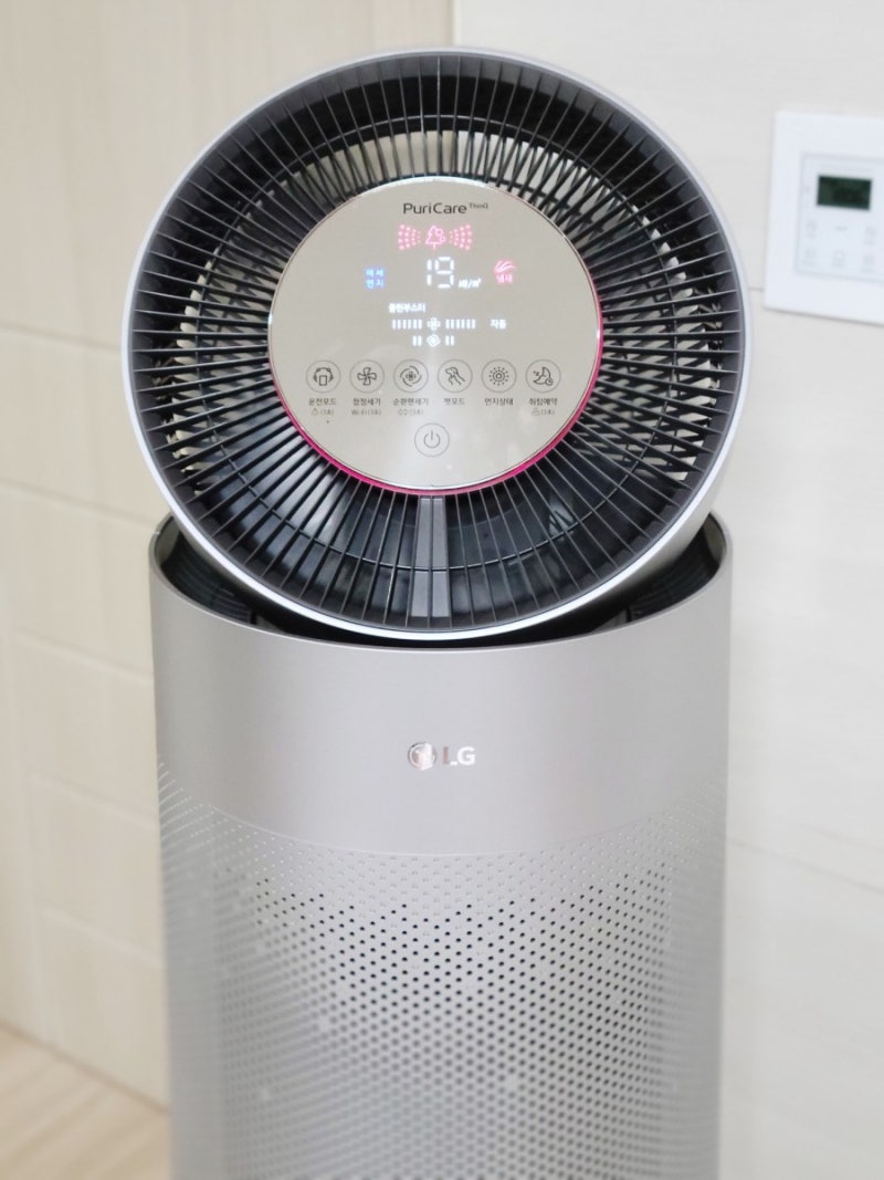 LG 퓨리케어 360도 공기청정기 펫 아이와 반려견 함께하는 공간