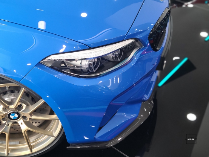  BMW 코오롱모터스 강남전시장 청년비엠의 M2 CS