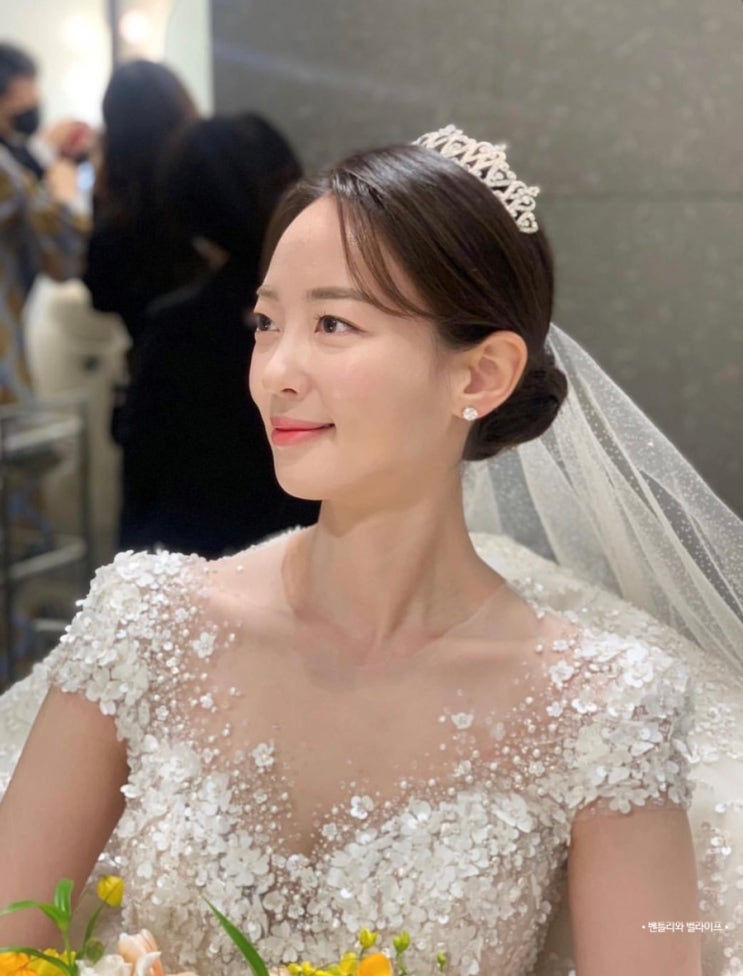  청담 애브뉴준오 | 자연스러운 본식 헤어 메이크업_유민, 수현 부원장님