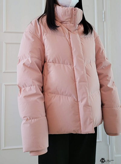  뉴발란스 숏패딩 푸퍼 구스다운 여성스러운 중학생 두달동안 입었소