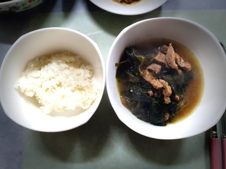  요린이도 하는 간단한 소고기미역국 만들기