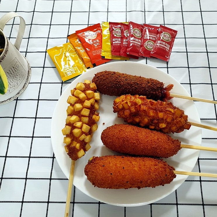  명랑핫도그 메뉴 중 치즈폭탄 세트 분석