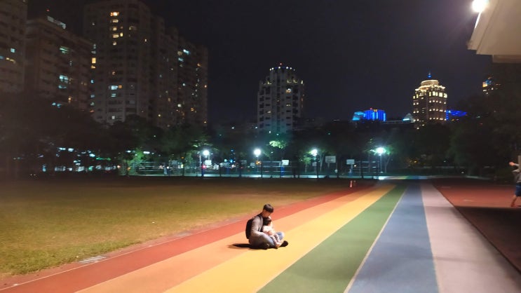  대만 타이중 여행 - 요괴빙수, 숯불 훠궈, 펑지아야시장, 고미초등학교 [Day 3]