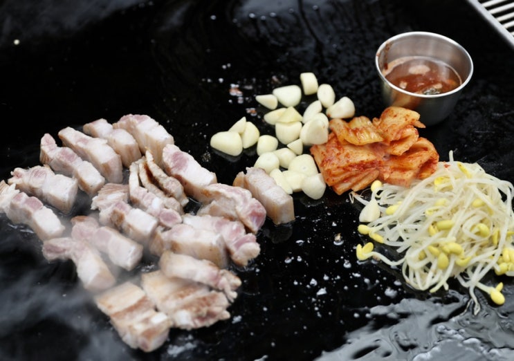  서귀포흑돼지맛집 흑돼지철판구이전문점 한길정 글램핑 바베큐 즐긴것 같아요