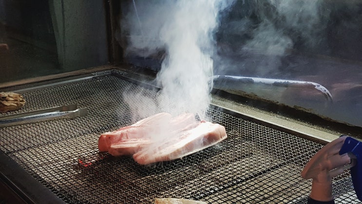 라페스타 삼겹살 맛집 '노천드럼통' 돼지껍데기구이 강추!