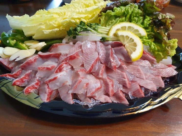  회뜬날 밀치회에 소주한잔 혼술