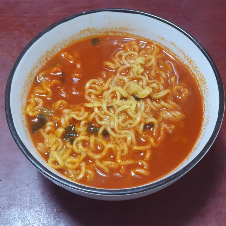  [먹거리 리뷰] 금비유통 불마왕라면 먹어본 후기