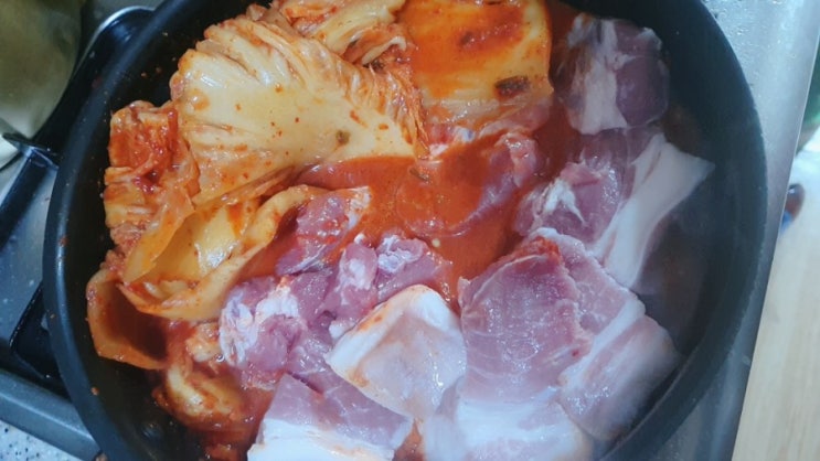  [레시피공유] 한국인이라면 누구나 좋아하는 김치요리 돼지고기김치찜(김치찌개 응용가능)