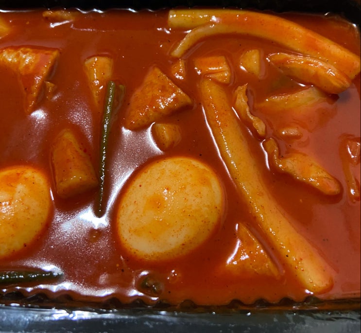  역삼동 역삼역 떡볶이 식정, 중독성으로 사로잡는 맛