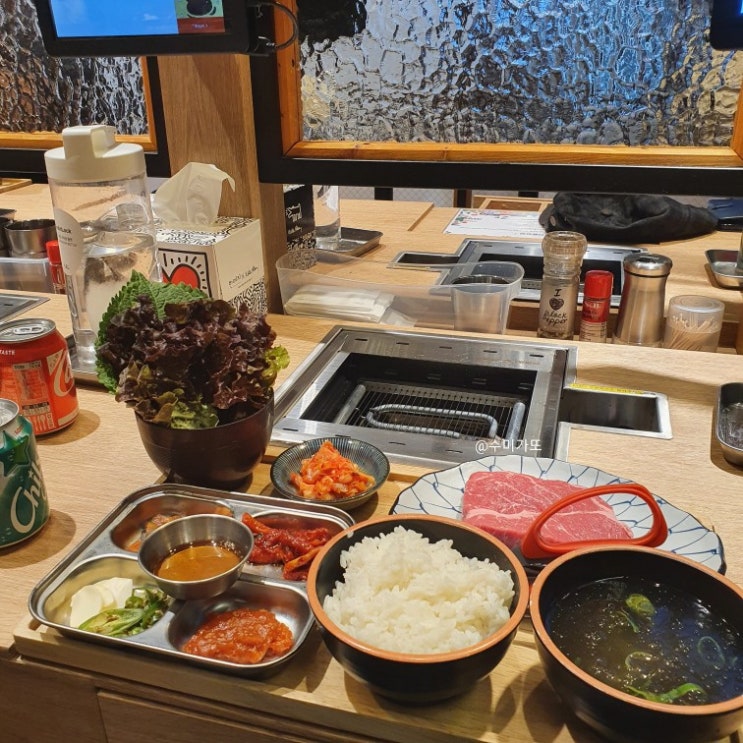  [잠실역 롯데월드몰 맛집] 잠실 혼밥하기 좋은 1인 고깃집 신씨화로 익스프레스 (생등심, 소불고기 백반, 규동)