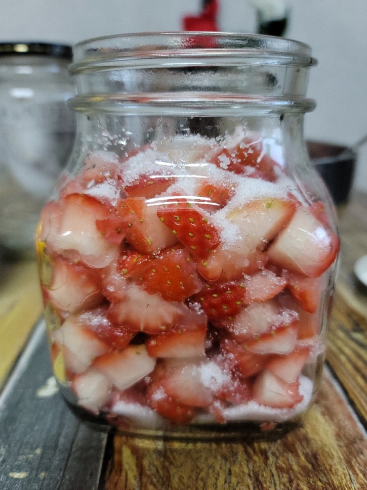  처음으로 딸기청 만들었어요!!!