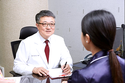  자궁근종 비수술 치료, 교수출신 박사가 알려드립니다