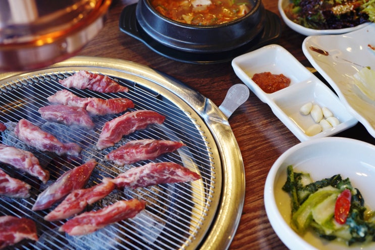  신월동 고기집 주차도 편하고 맛있는 갈비도감 신월점