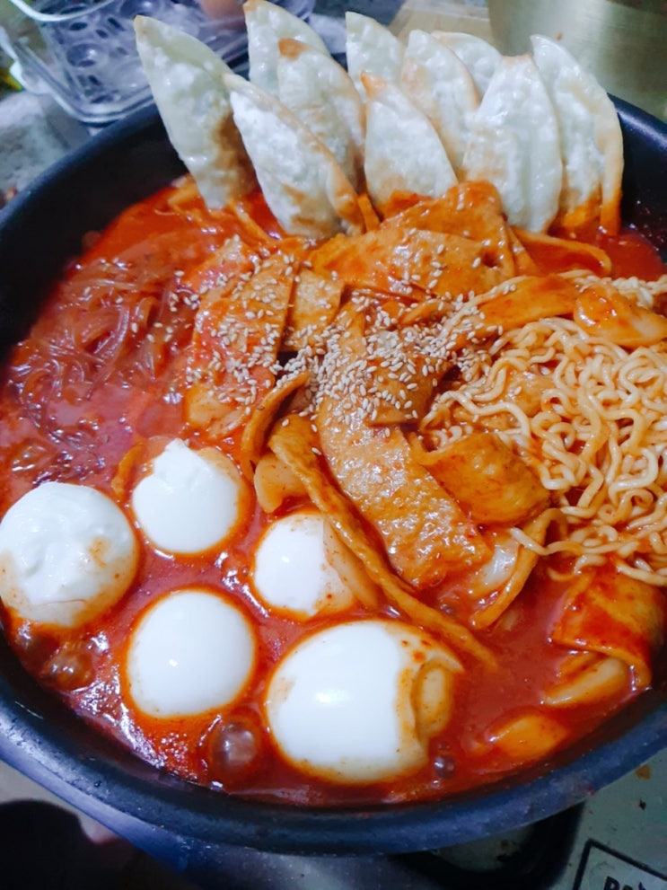  [레시피공유]당면 계란 만두 넣은 #떡볶이 #라볶이 #매운떡볶이 아이들간식
