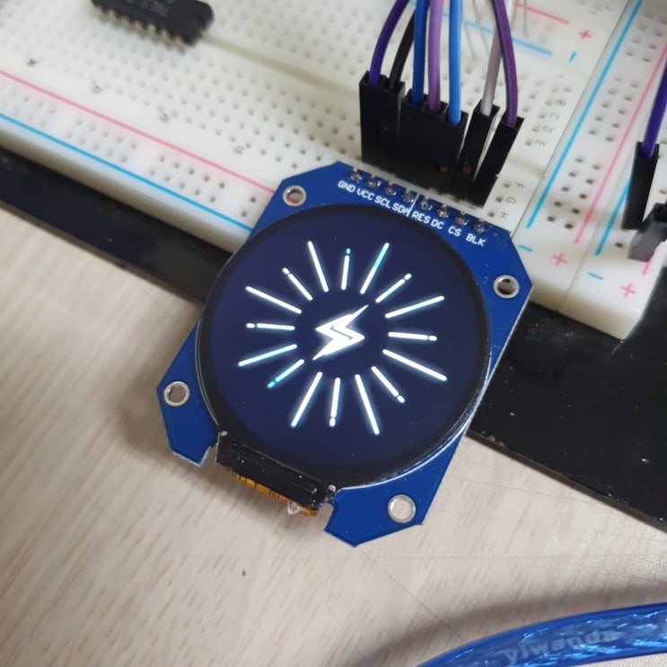  원형 TFT-LCD (ESP-12F)