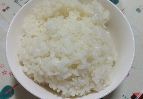지리산 메뚜기쌀 햅쌀로 밥에서 윤기가 좌르륵 맛있는밥