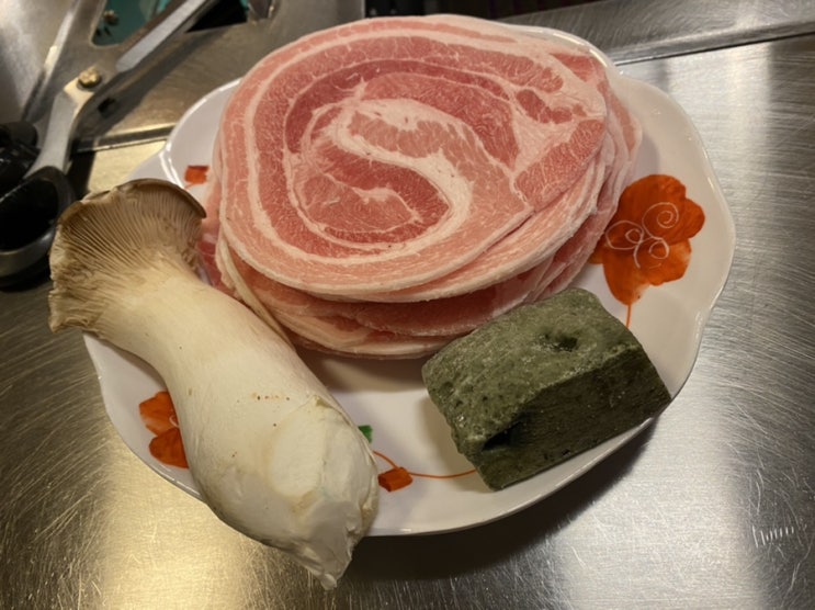  야탑역 맛집 <교대이층집> 꽃삼겹에 볶음밥 한판!