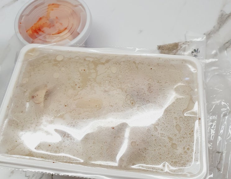  아파요 ㅜ 거의 시체가 된 상황.. 한죽 그리고 삼계탕 배달시켰어요