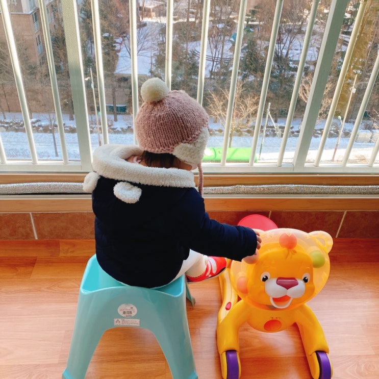  집콕육아_너무너무심심해요 말썽이나부리자