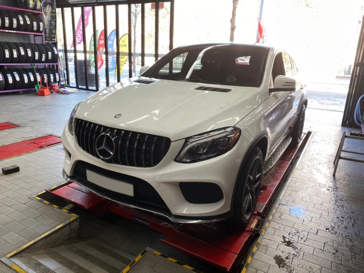 안산 벤츠 GLE 350D 450D 사계절 타이어 피렐리 스콜피온 제로 올시즌 교체를 추천합니다.