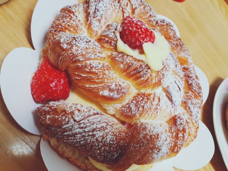  어쩜 하나하나 맛없는게 없니