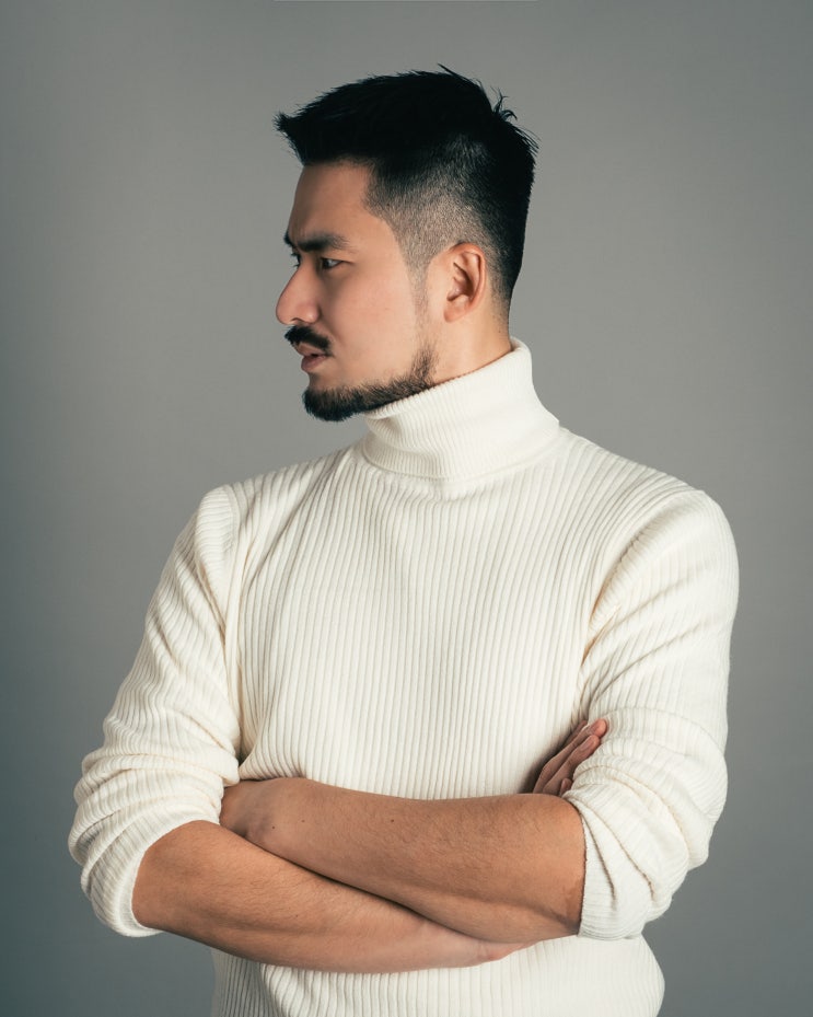  스튜디오 인물사진 굳건이 코스프레 하는 남자 (at 비뉴뜨 스튜디오)