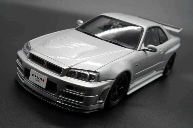  Autoart Nissan Skyline R34 GTR NISMO Z-Tune