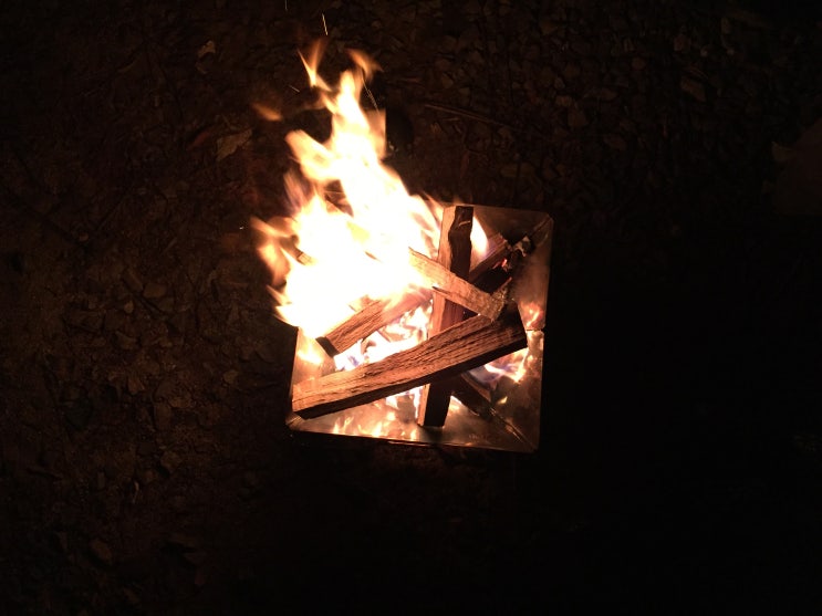  충주 천등산 캠핑장 후기_첫 불멍 야영장