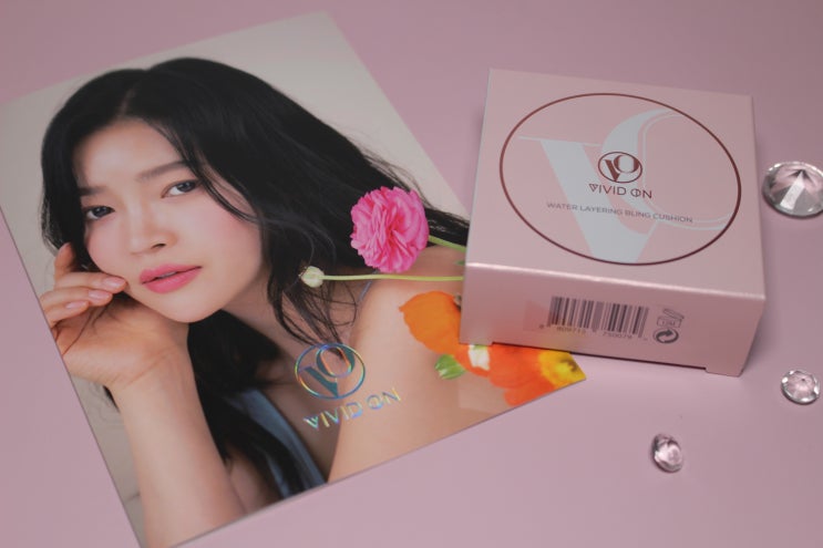  마스크에 안묻는 팩트쿠션 리뉴얼 비비드온 블링쿠션 21호 라이트베이지