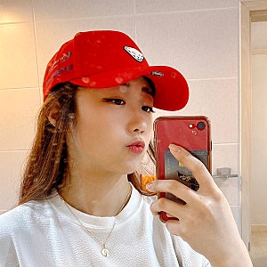 다이나핏 모자 레드챙캡 꾸안꾸 필수템