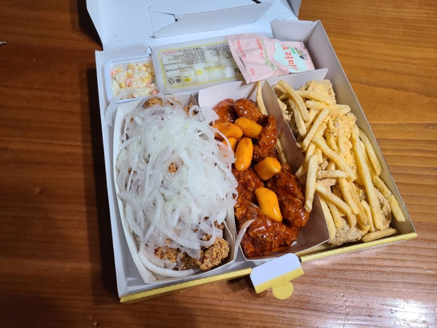 네네치킨 옥천점 사진 4