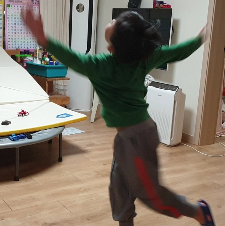  춤을 부르는 먹방️  군고구마와 식빵으로 즉석요리, 뭐 해먹을까?