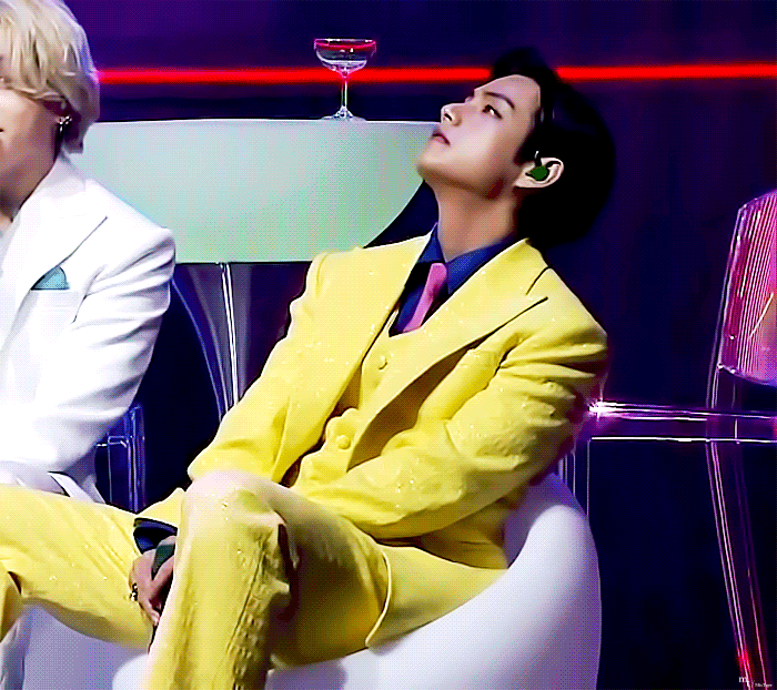 990FA04C5FFB0F5223.gif?type=w800