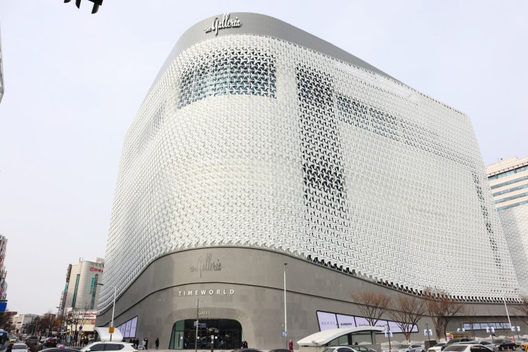  갤러리아타임월드 외관 리노베이션으로 대전을 사로잡다