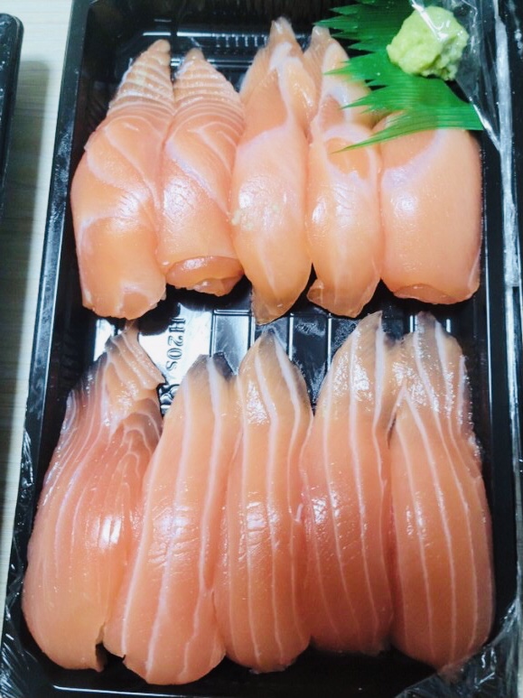  언제 먹어도 맛있는 연어~ 초밥 맛집!