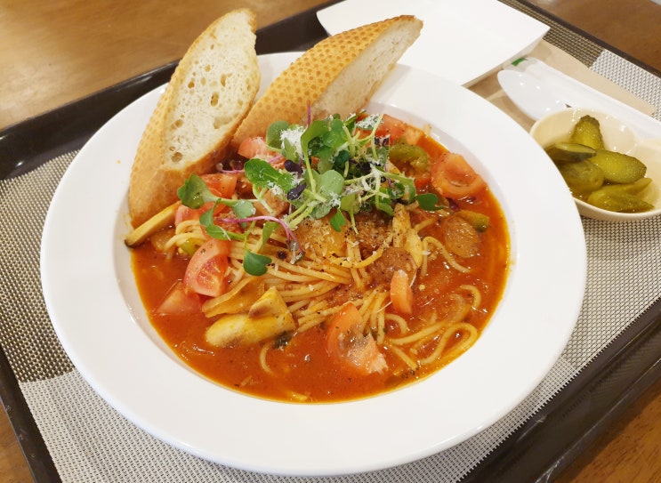  보라매 브런치 아쉐르&카리스, 관악 롯데백화점 맛집 파스타가 맛있어