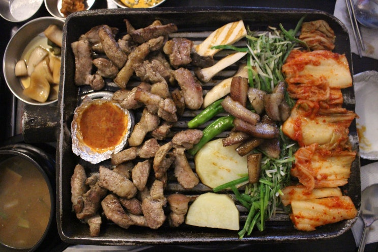 합정 고기집 참나무장작 바베큐 구워삶다 합정역 삼겹살 맛집