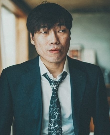 굿 캐스팅 배지는 웅, 동료 여배우 성추행 고소에 "고소 내용 허위... 내가 당했다" 맞고소 굿 캐스팅 배지는 웅, 동료 여배우 성추행 고소에 "고소 내용 허위... 내가 당했다" 맞고소