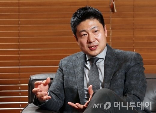 자동차보험 '일보후퇴', 카카오가 파는 보험 뭐가 다를까