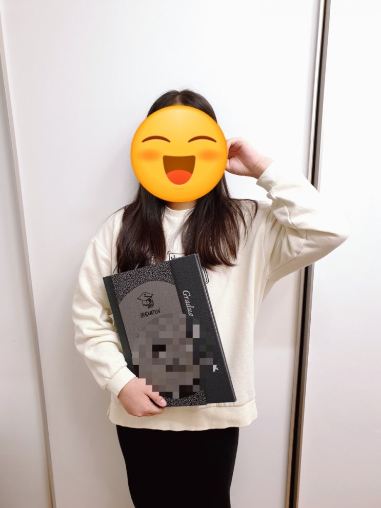 줌으로 마무리한 초등학교 6년의 마무리 / 코로나가 바꾼 졸업식 풍경 줌으로 마무리한 초등학교 6년의 마무리 / 코로나가 바꾼 졸업식 풍경