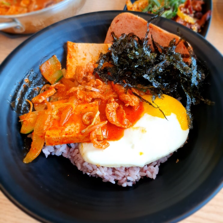 든든한 한끼! 밥장인 돼지찌개 인천논현점 든든한 한끼! 밥장인 돼지찌개 인천논현점